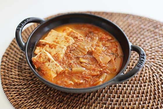 참치 김치찌개 메뉴 사진(네이버)