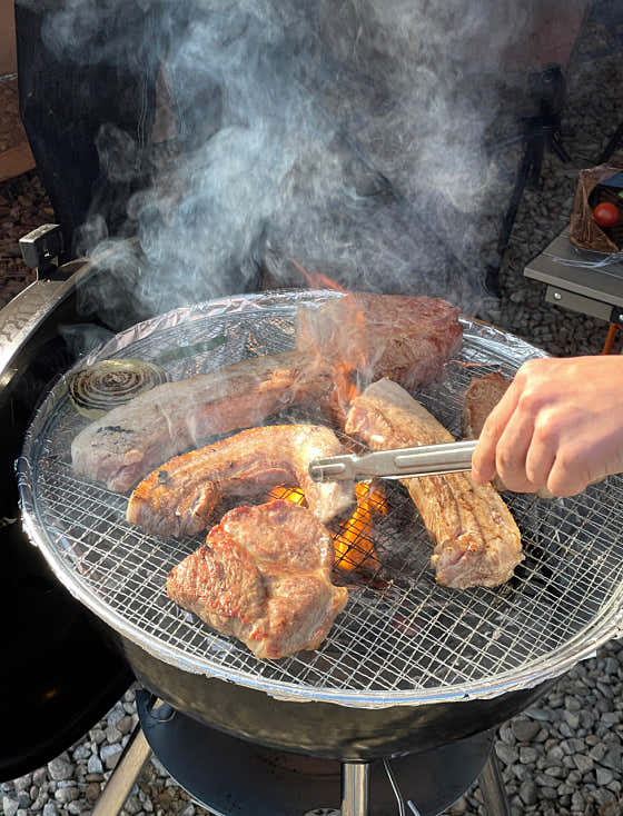 한돈 生삼겹살_100g 무항생제 메뉴 사진(네이버)