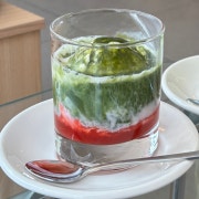 말차딸기아포카토 메뉴 사진(네이버)
