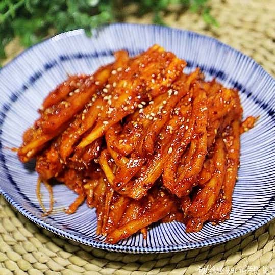 시그니처 산더덕무침(구이) 메뉴 사진(네이버)