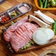 한돈 통 항장살(100g) 메뉴 사진(네이버)