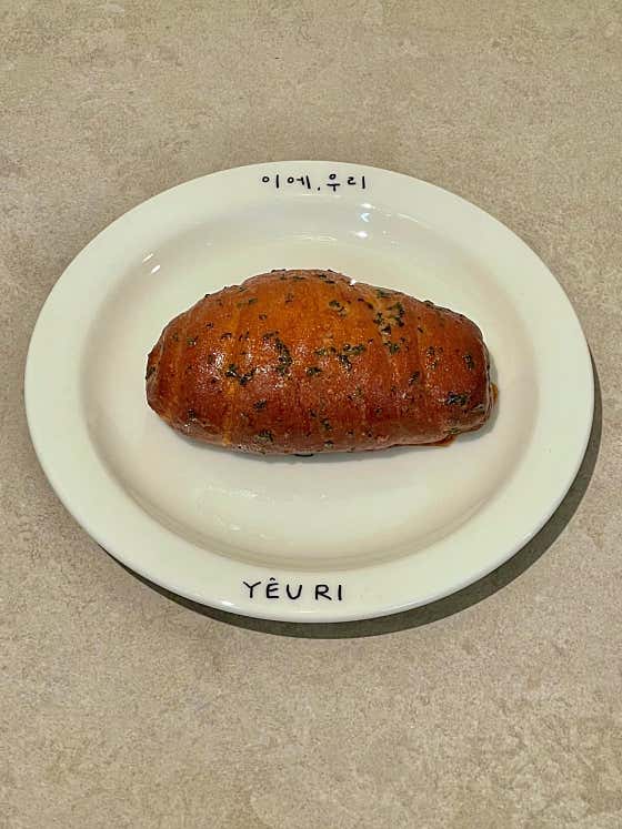 갈릭 소금빵 메뉴 사진(네이버)