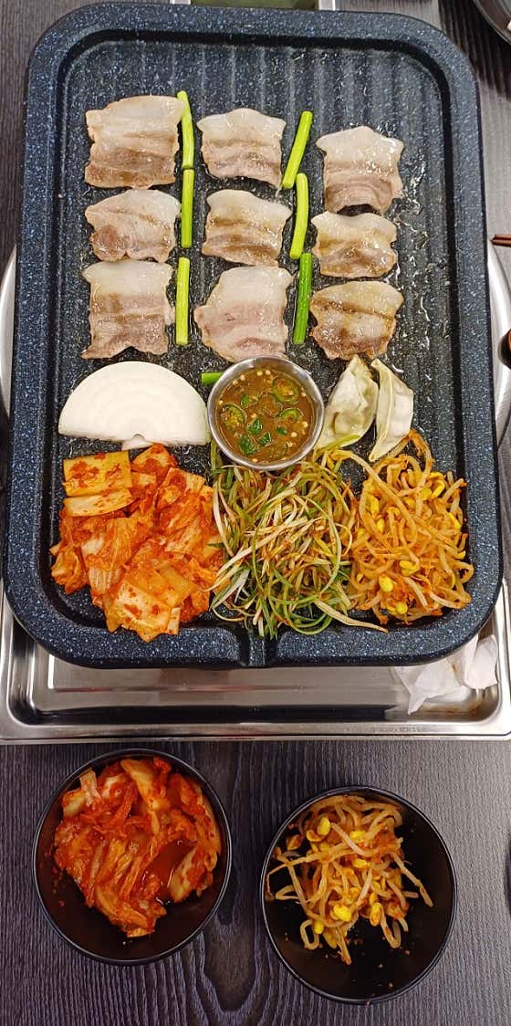 냉삼뷰 연동점 · 네이버 지도·플레이스 3
