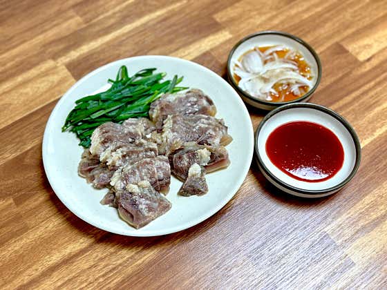 소머리 수육 - 중 메뉴 사진(네이버)