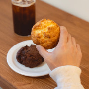 스콘 (플레인, 초코) 메뉴 사진(네이버)