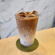 바닐라라떼 메뉴 사진(네이버)
