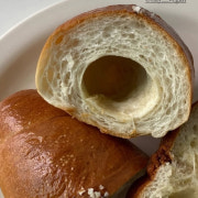 비건 쌀 소금빵 메뉴 사진(네이버)