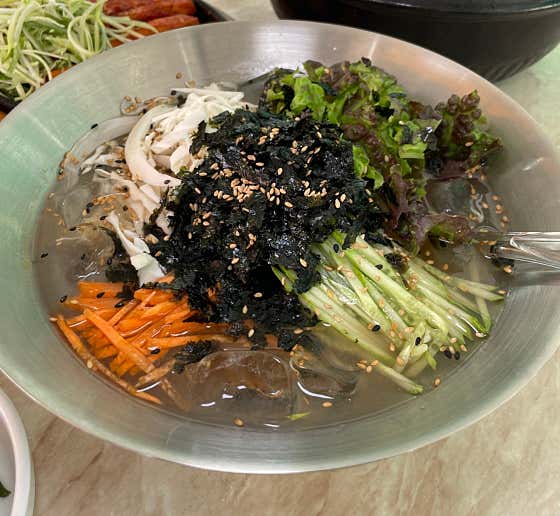 살얼음묵사발 메뉴 사진(네이버)
