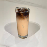 더치커피밀크티 메뉴 사진(네이버)