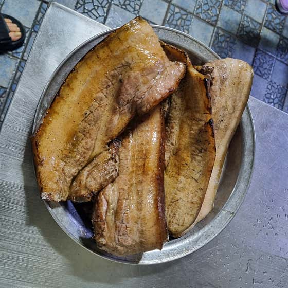 먹골촌가든 볏짚초벌삼겹살 · 네이버 지도·플레이스 2