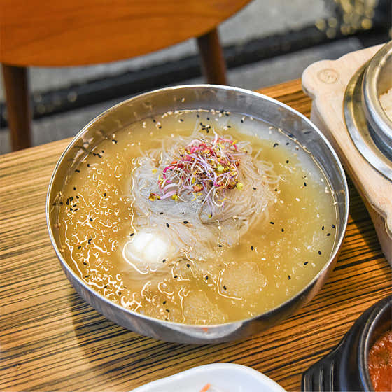 물냉면 메뉴 사진(네이버)