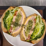바질햄 샌드위치 메뉴 사진(네이버)