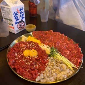 육회 1++ 뭉티기 1++ 메뉴 사진(네이버)