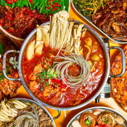 닭 목살 전골 메뉴 사진(네이버)