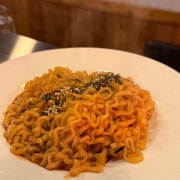 불닭볶음면 메뉴 사진(네이버)