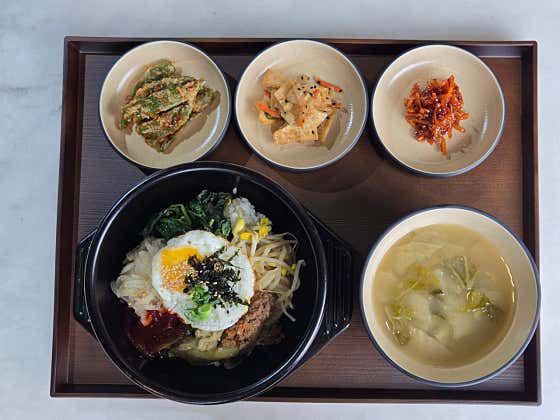 돌솥비빔밥 메뉴 사진(네이버)