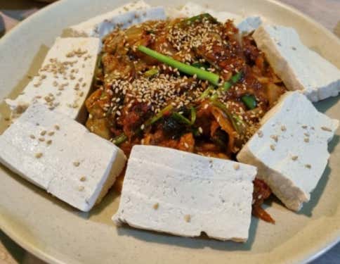 두부김치 메뉴 사진(네이버)