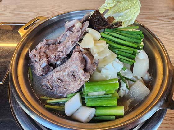 접짝뼈전골 (소) 메뉴 사진(네이버)