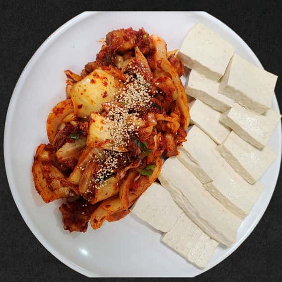 두부김치 메뉴 사진(네이버)
