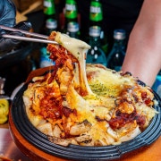 매콤 치즈불닭발 메뉴 사진(네이버)