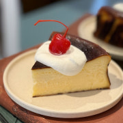 바스크치즈케이크 메뉴 사진(네이버)