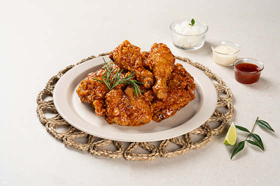 앙념/핫양념 치킨 메뉴 사진(네이버)