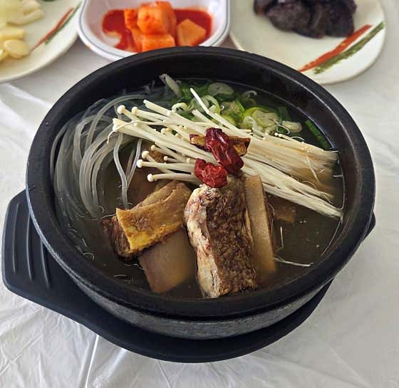 갈비탕 메뉴 사진(네이버)