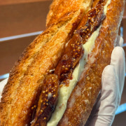 무화과 크림치즈 바게트 메뉴 사진(네이버)
