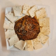두부김치 메뉴 사진(네이버)