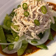 닭오냉(닭가슴살오이냉체) 메뉴 사진(네이버)