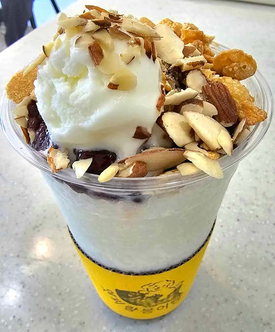 컵 팥빙수 메뉴 사진(네이버)