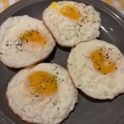 계란후라이(4p) 메뉴 사진(네이버)