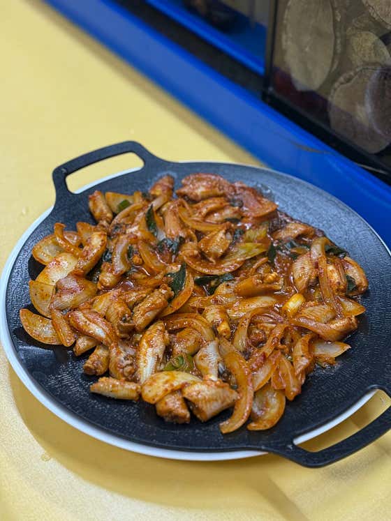 곰장어 (매콤,소금) 메뉴 사진(네이버)