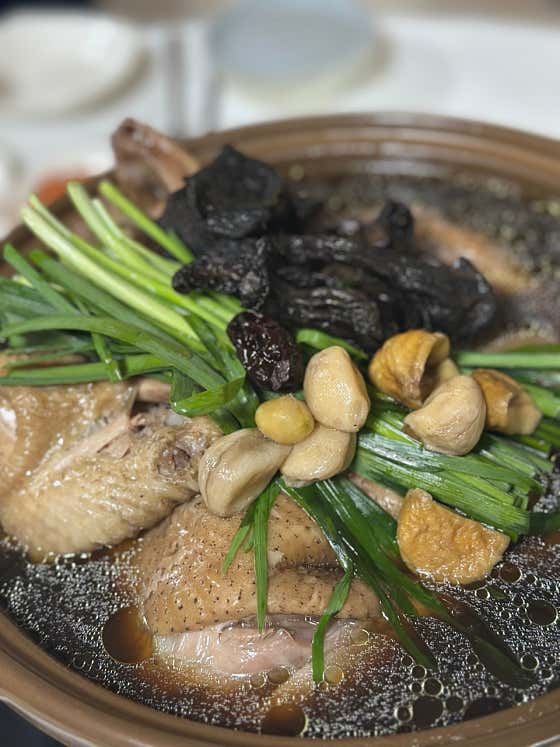 구찌뽕한방능이백숙 메뉴 사진(네이버)