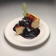 블루베리 콩포트 치즈케이크 메뉴 사진(네이버)