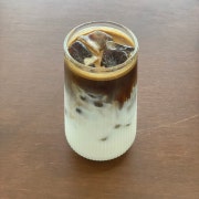연곰라떼 메뉴 사진(네이버)