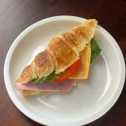 Tomato basil 메뉴 사진(네이버)