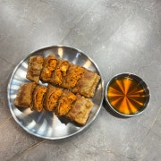 메밀전병(2p) 메뉴 사진(네이버)