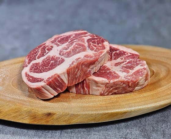 목살(100g 기준) 메뉴 사진(네이버)