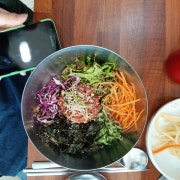 육회비빔밥 메뉴 사진(네이버)