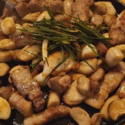마늘바베큐삼겹살 메뉴 사진(네이버)