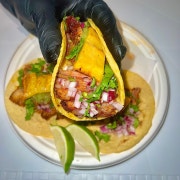 알빠스똘 타코 Al Pastor 메뉴 사진(네이버)