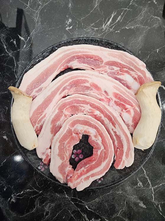 제주1등급생삼겹살 메뉴 사진(네이버)