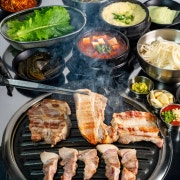 동읍리 한판 (900g) 4~6인 메뉴 사진(네이버)
