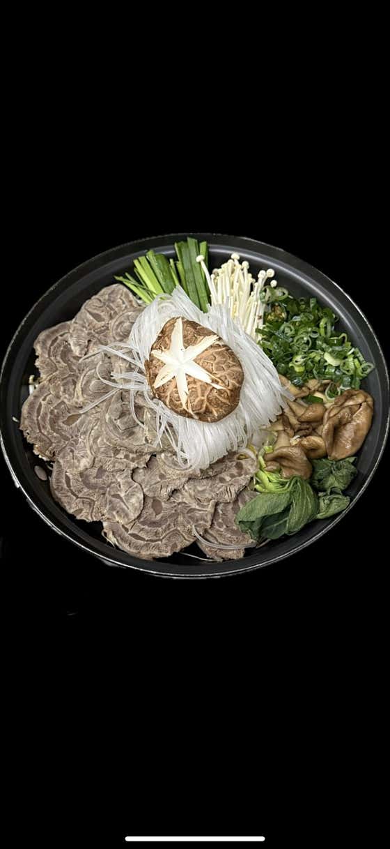 아롱사태전골 메뉴 사진(네이버)