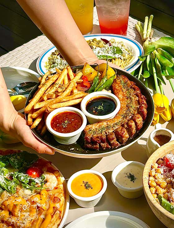 통삼겹 스테이크 메뉴 사진(네이버)