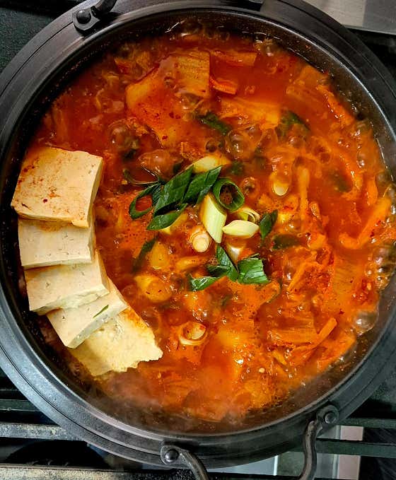 돼지김치전골 메뉴 사진(네이버)
