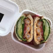 통새우샌드위치 메뉴 사진(네이버)