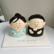 인물 케이크 메뉴 사진(네이버)