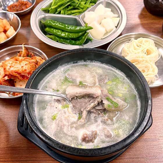 복돼지국밥